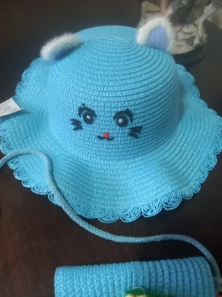 Sombrero y bolsito playa niña