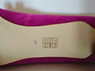 Zapatos de tacón Guess rosa fucsia