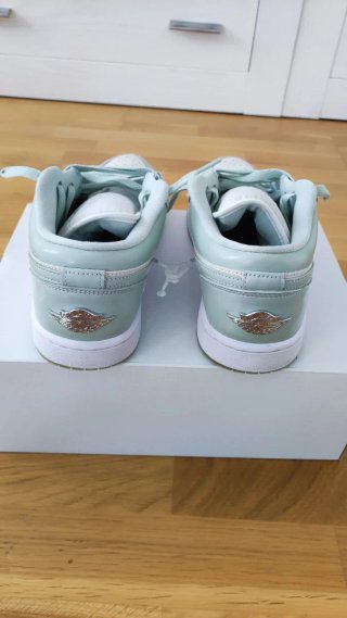 Nike Air Jordan 1 Low SE Talla 41