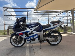 Suzuki GSXR 600 K3