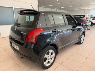 Suzuki Swift 1.3 92CV 4X4