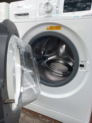 Lavatrice Whirlpool 7 kg con motore Inverter a vapore