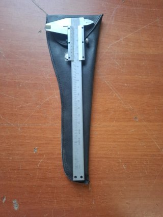 CALIBRADOR VERNIER " PIE DE REY " 150X0.02mm