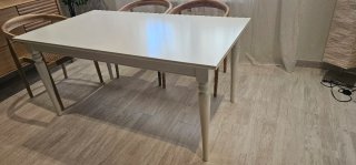 Mesa extensible IKEA ROSENTORP blanca