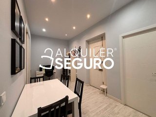 Piso en alquiler en Palos de Moguer en Madrid