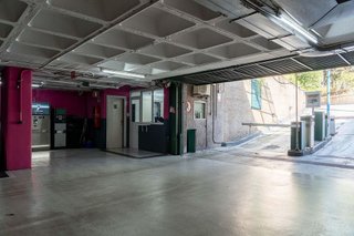 Garaje en alquiler en Les Tres Torres en Barcelona