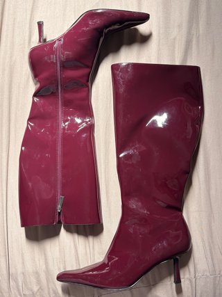 Botas altas vinotinto talla 39