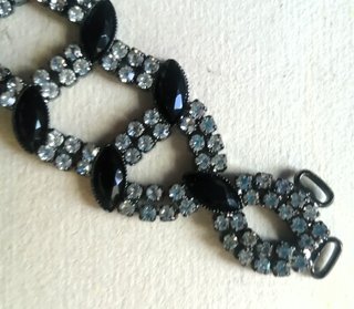 PIEZAS P/COLLAR DE CRISTALES SWAROVSKI. PRECIO/UD
