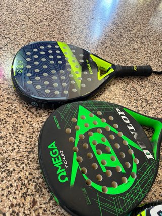 Lote 5 palas pádel + botes de pelotas usadas.