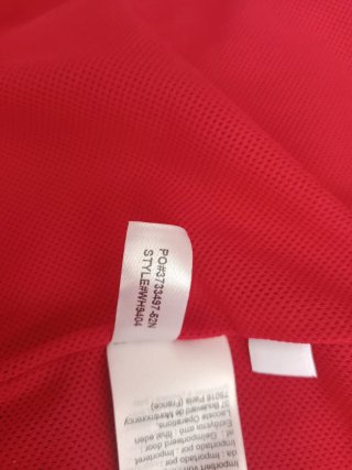 Conjunto deportivo Lacoste rojo