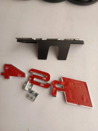 Emblema Audi RS4 Negro LEER