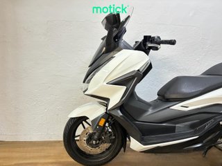 HONDA FORZA 125