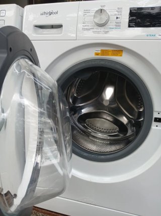 Lavatrice Whirlpool 7 kg con motore Inverter a vapore