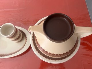 Vajilla Vintage porcelana Beige y Marrón