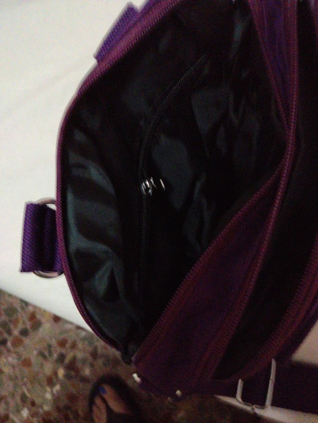 Bolso Morado y Negro con Reloj