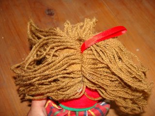 Boneca Madeira Peluche Lembrança