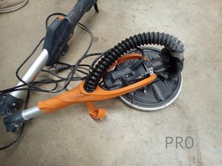 Lijadora Jirafa MAXXT 820W: plegable