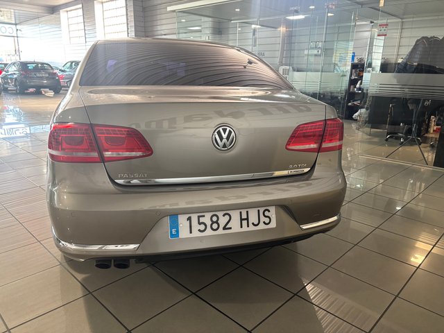 Volkswagen Passat 2012