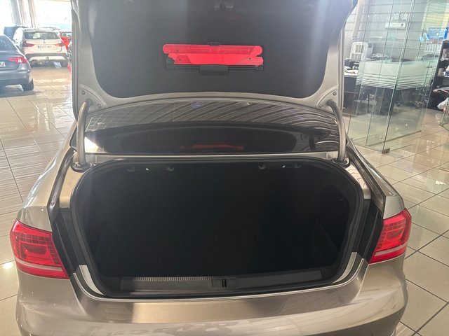 Volkswagen Passat 2012
