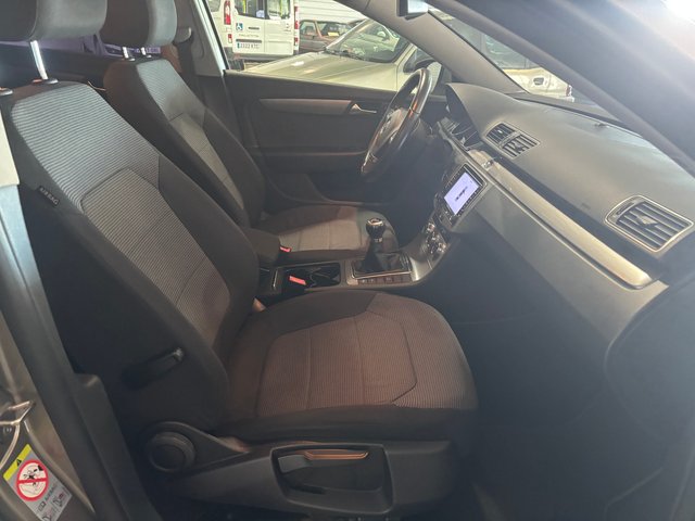 Volkswagen Passat 2012