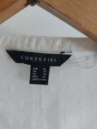 Blusa Cortefiel plumeti blanca