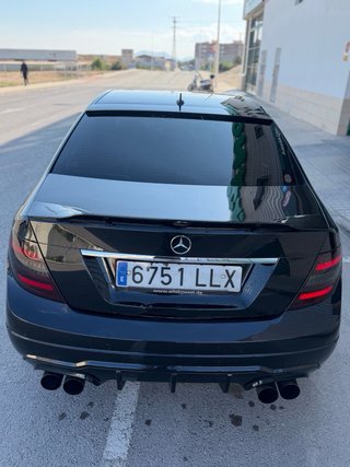 Mercedes C220 automático AMG look muy cuidado