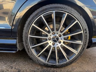Mercedes C220 automático AMG look muy cuidado