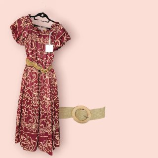 Vestido maxi estampado con cinturón