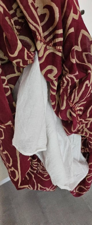Vestido maxi estampado con cinturón