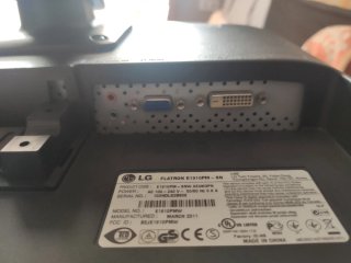 Pantalla LG Flatron E1910 19