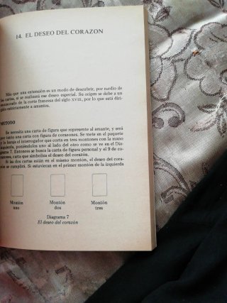 Nuevo tratado de CARTOMANCIA.