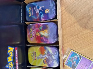 Confezione di lattine Pokémon TCG spagnolo