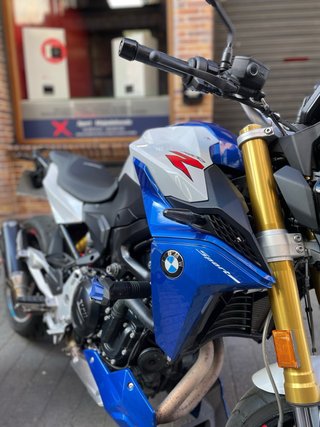 BMW F900R A2 + Mivv Delta Race