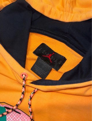 Sudadera Jordan con capucha naranja