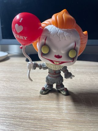 Funko Pop Pennywise con globo