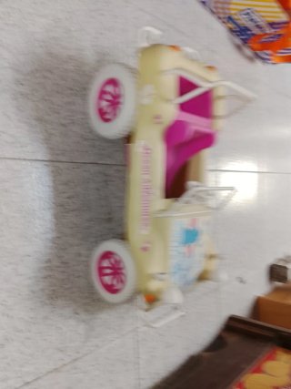 Coche de juguete Nancy