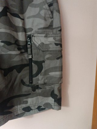 Pantalón corto camuflaje talla S