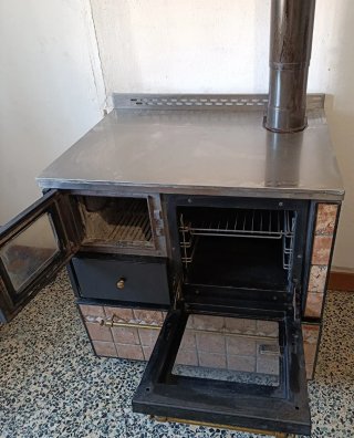 Stufa a legna Berton