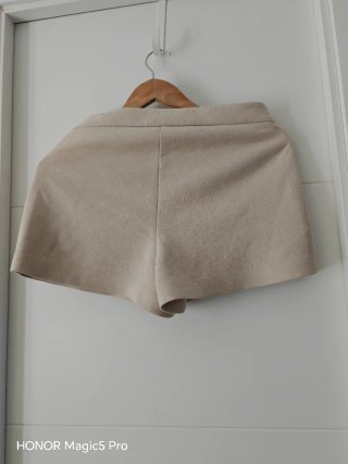 Pantalón Corto Zara Talla M Beige