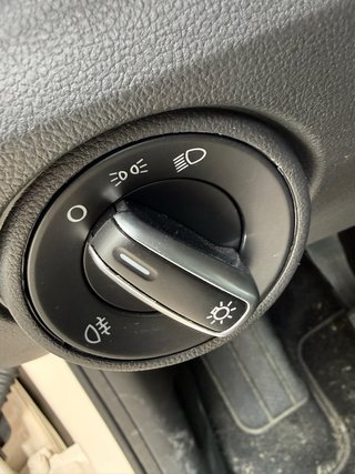 SEAT Mii BY MANGO BEIGE -SOLO 3.000 Kilometros