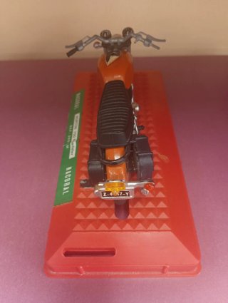 Nacoral Norton 750 Roadster Juguete