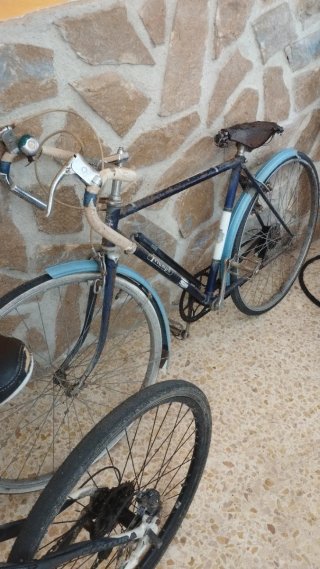 Bicicleta Clásica Triumph Azul