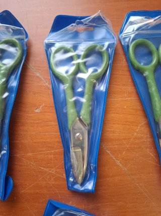 TIJERAS ELECTRICISTA PALLARES SOLSONA 15CM NUEVAS