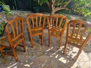 4 Sillas de Madera Maciza