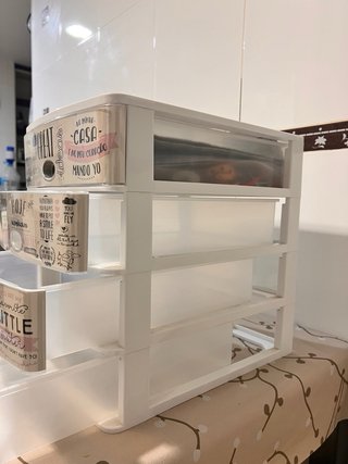 Cajonera de sobremesa decorada