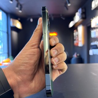 iPhone 13 Pro Max 256GB Verde 86% - 843 Ciclos
