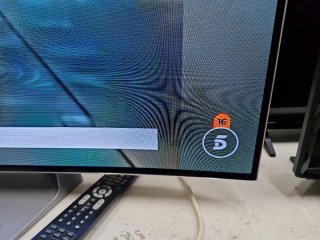 Televisor LG OLED Negro. Tiene un pixel y marcado
