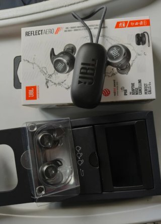 Auriculares JBL Reflect Aero Bluetooth