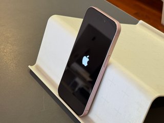iPhone 15 Rosa - GARANTIA