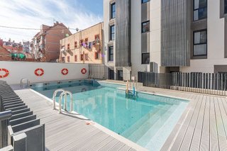 Ático en alquiler en Valdeacederas en Madrid